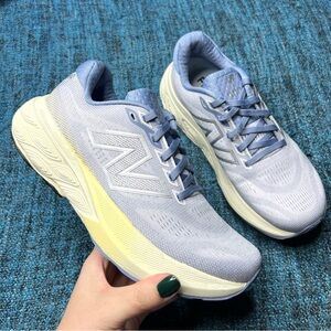 New Balance Fresh Foam x 880v15 Running Shoes in Pearl Grey Calcium Dush Shower